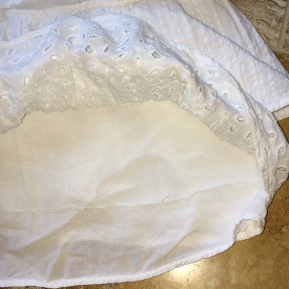 C’isa Bright White eyelet elastic top/waist length - Picture 6 of 8